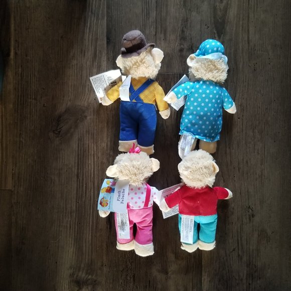 The Berenstain Bears Book (6 stories) and Set of 4 Plush - Picture 7 of 13